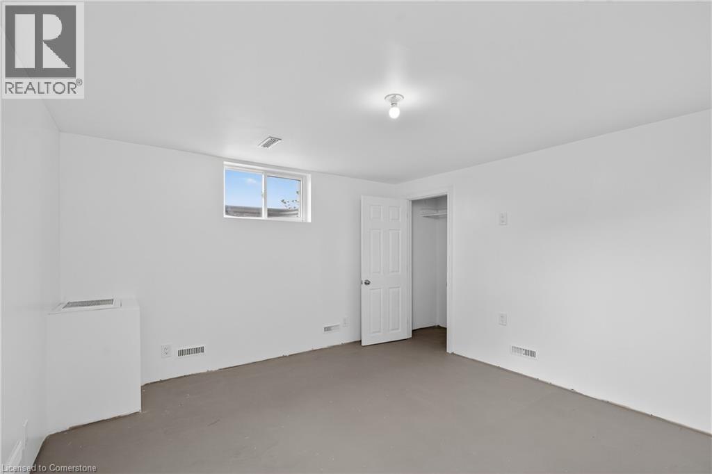 2041 Third Street Louth, St. Catharines, Ontario  L2S 6P9 - Photo 18 - 40756984