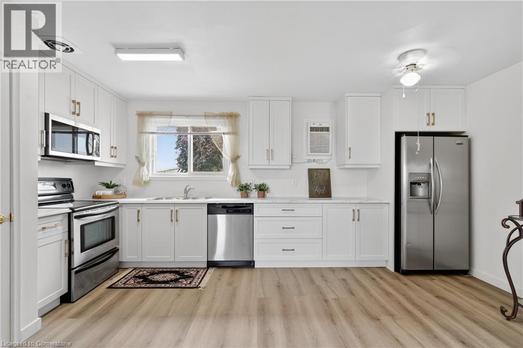 2041 Third Street Louth, St. Catharines, Ontario  L2S 6P9 - Photo 7 - 40756984