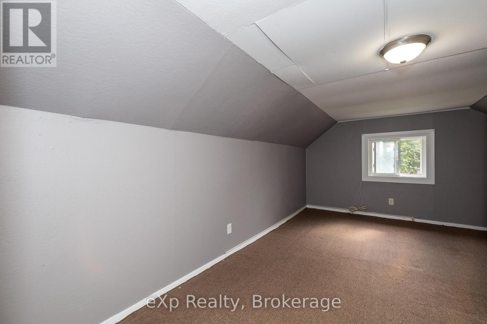 934 5th Avenue W, Owen Sound, Ontario  N4K 5A6 - Photo 30 - X12333439