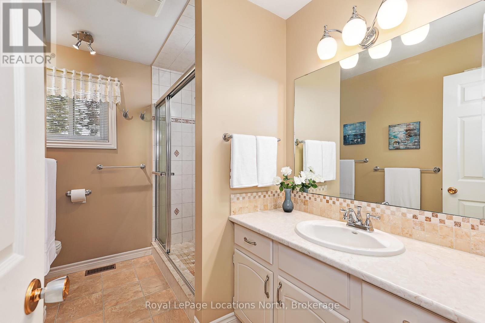 132 Matilda Street, Blue Mountains, Ontario  N0H 1J0 - Photo 20 - X12333453