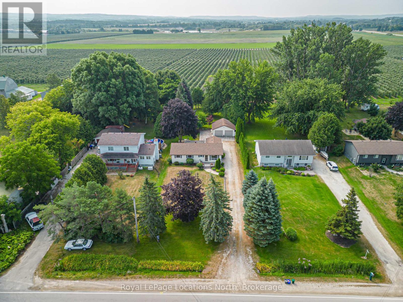 132 Matilda Street, Blue Mountains, Ontario  N0H 1J0 - Photo 28 - X12333453