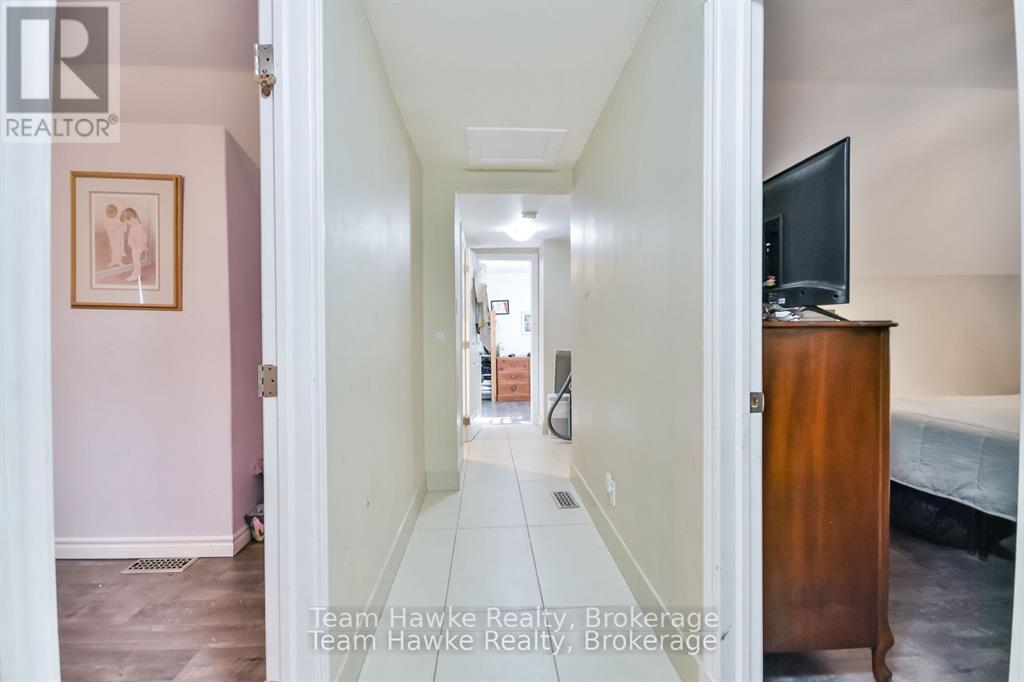 54 Jephson Street, Tay, Ontario  L0K 2A0 - Photo 21 - S12333487