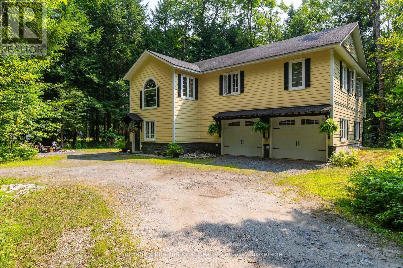 1394 Golden Beach Road, Bracebridge, Ontario  P1L 1W8 - Photo 5 - X12333500