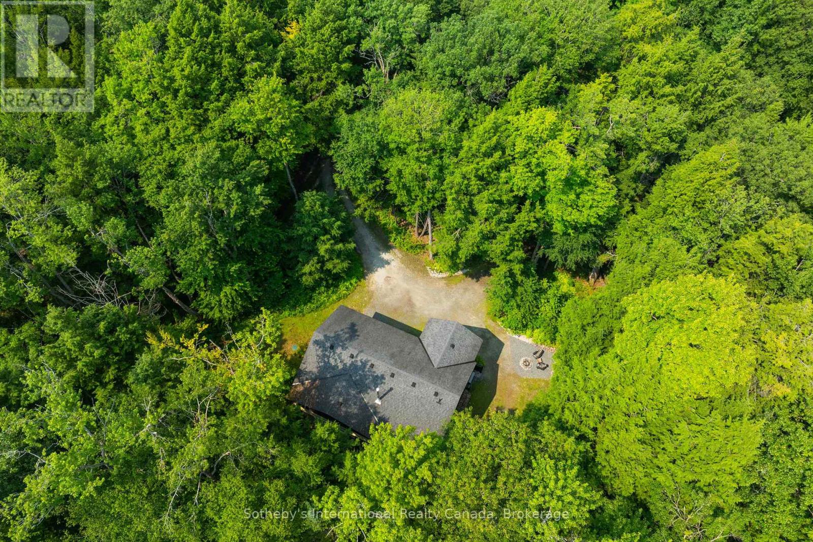 1394 Golden Beach Road, Bracebridge, Ontario  P1L 1W8 - Photo 9 - X12333500