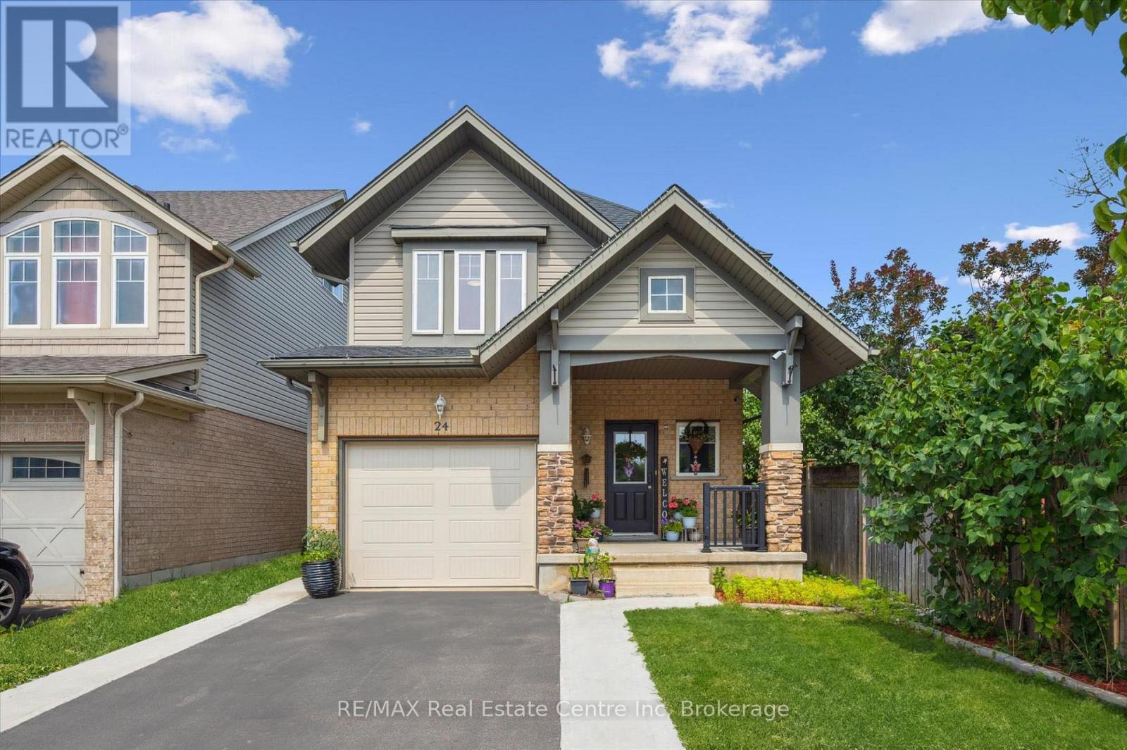 24 WILKIE CRESCENT, Guelph, Ontario