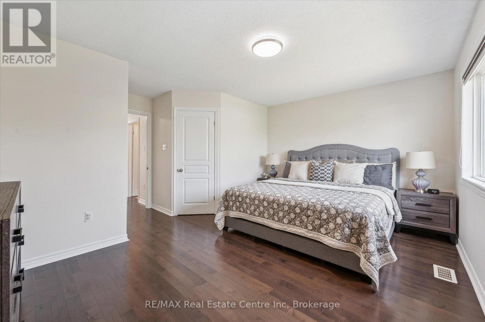 24 Wilkie Crescent, Guelph, Ontario  N1L 0B1 - Photo 15 - X12333605