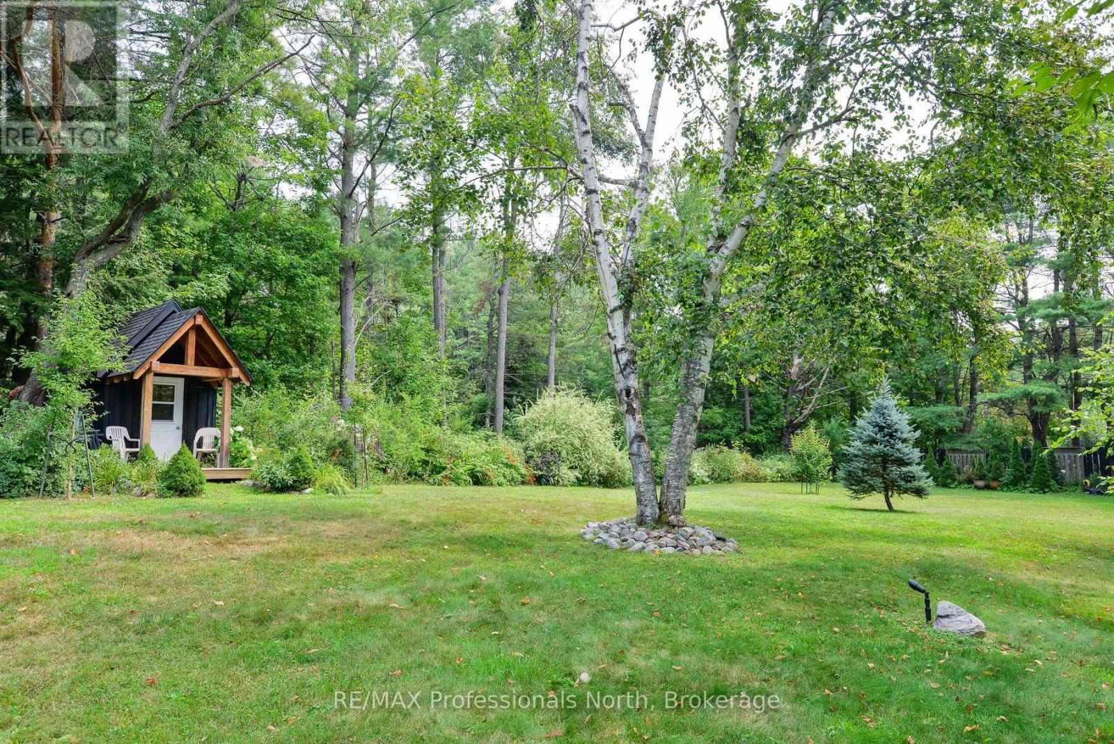 33 Woodchester Avenue, Bracebridge, Ontario  P1L 1H9 - Photo 20 - X12333637