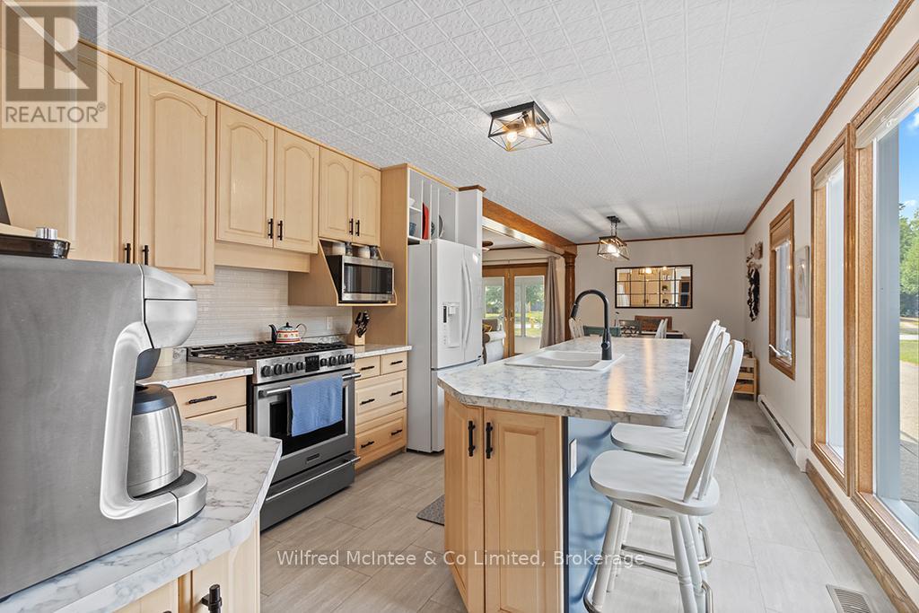 20 Ottawa Avenue, Saugeen Shores, Ontario  N0H 2L0 - Photo 15 - X12333643