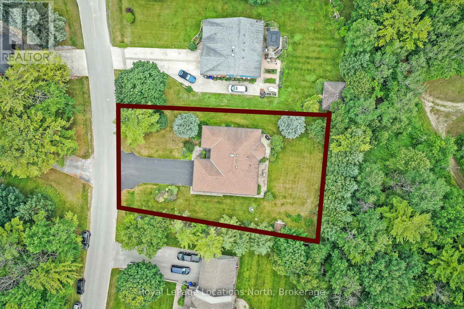 3 Kelley Crescent, Wasaga Beach, Ontario  L9Z 1J4 - Photo 3 - S12333794
