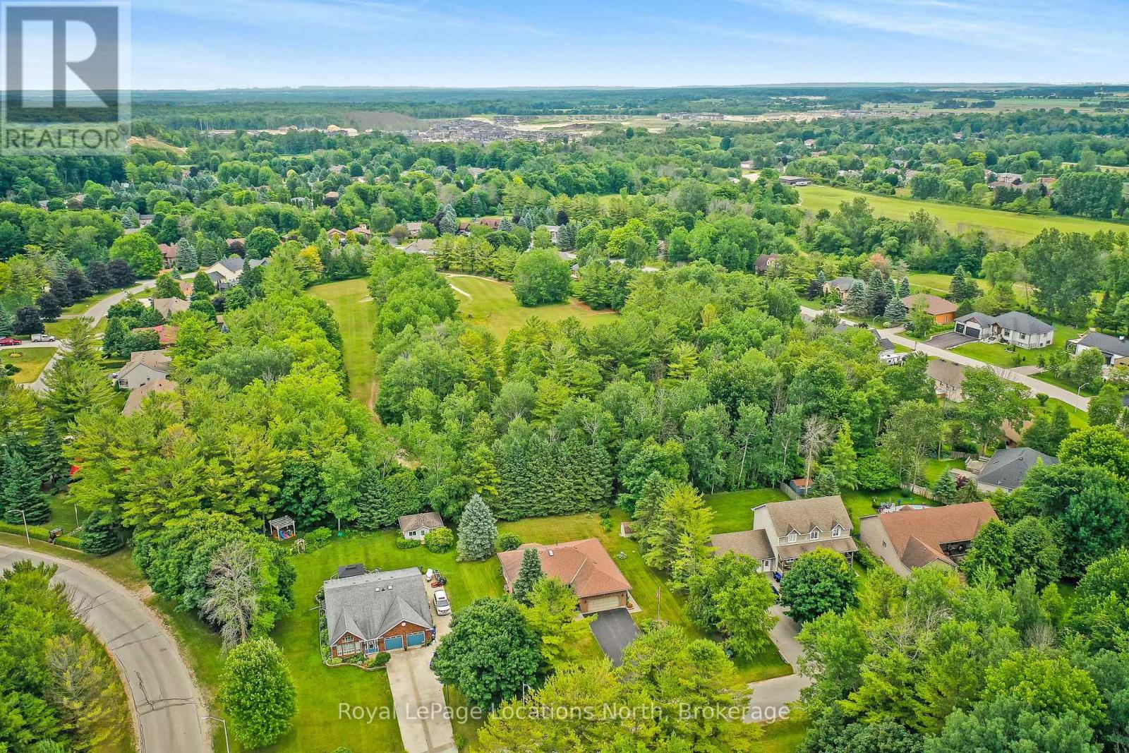 3 Kelley Crescent, Wasaga Beach, Ontario  L9Z 1J4 - Photo 45 - S12333794