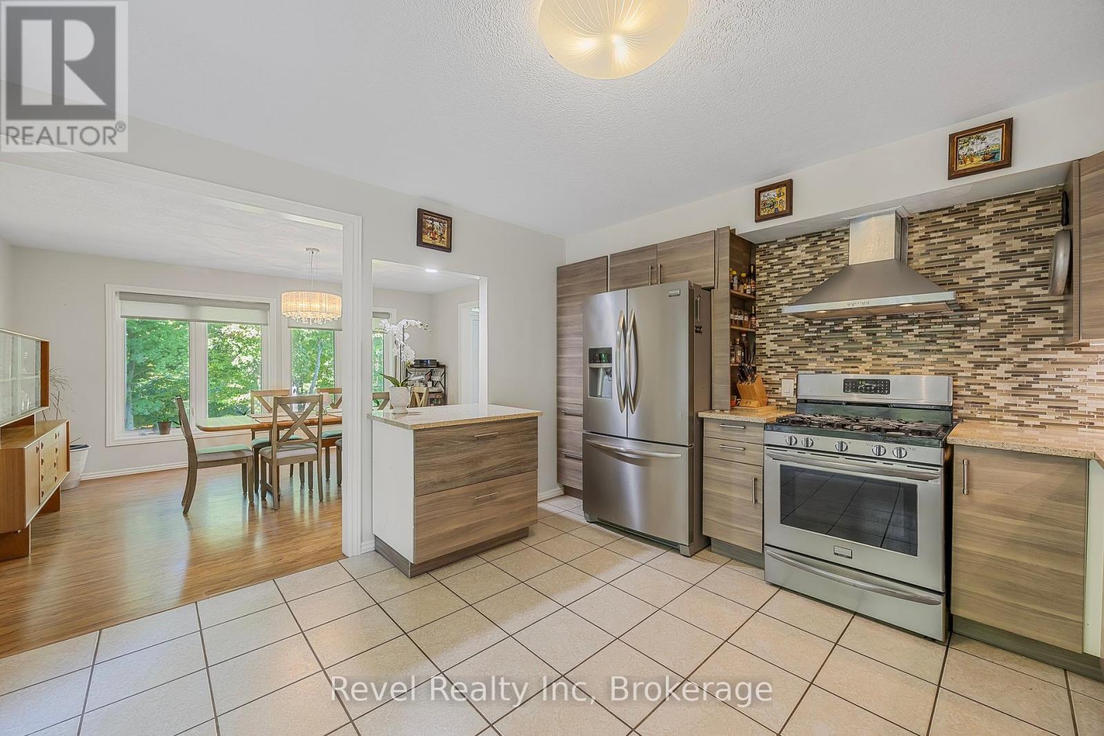 10 Musquake Court, Tiny, Ontario  L9M 1R2 - Photo 15 - S12333861