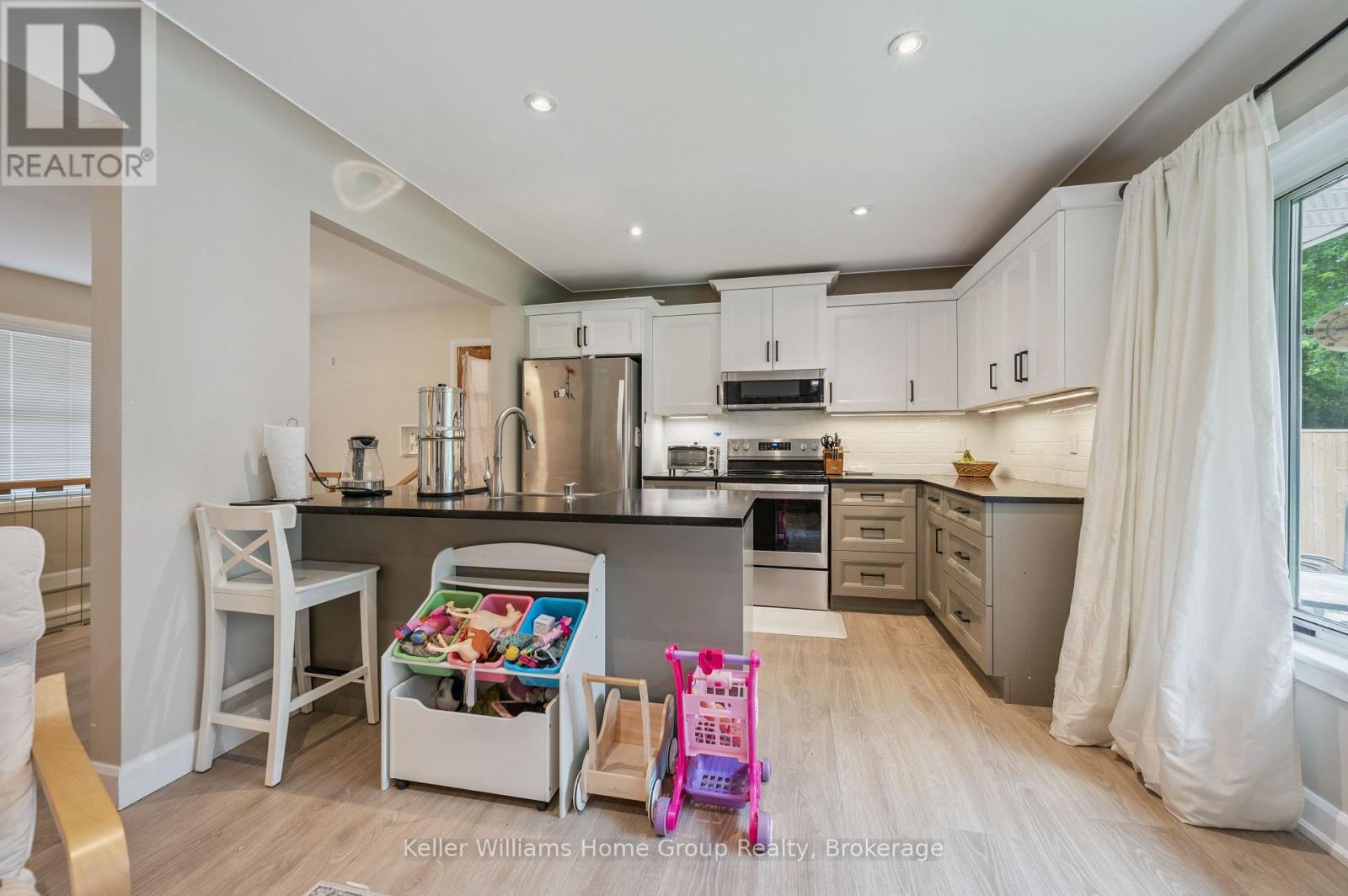 425 Elgin Street, Centre Wellington, Ontario  N1M 2C1 - Photo 17 - X12333738