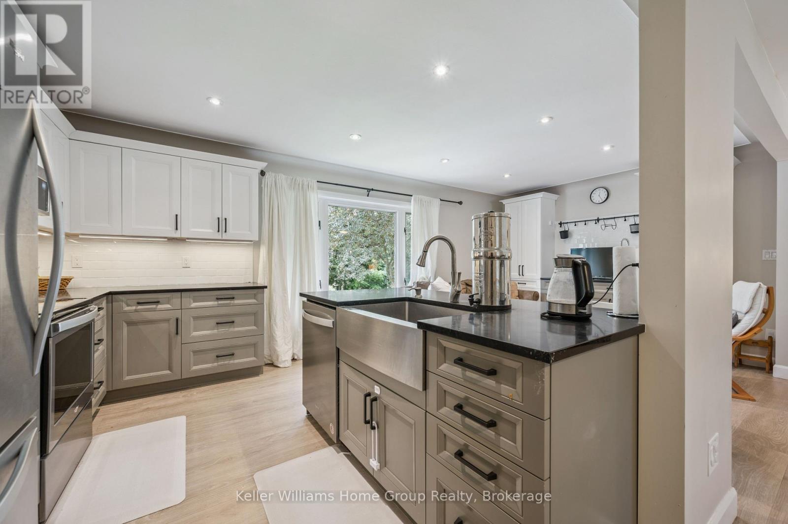 425 Elgin Street, Centre Wellington, Ontario  N1M 2C1 - Photo 21 - X12333738