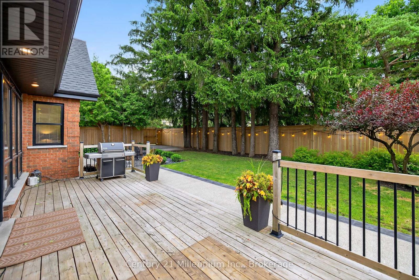 124 Frederick Street E, Wellington North, Ontario  N0G 1A0 - Photo 37 - X12333797