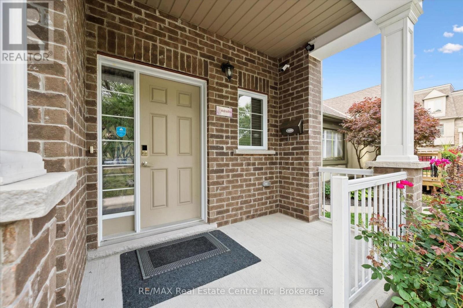 B - 68 York Road, Guelph, Ontario  N1E 3E6 - Photo 2 - X12333921