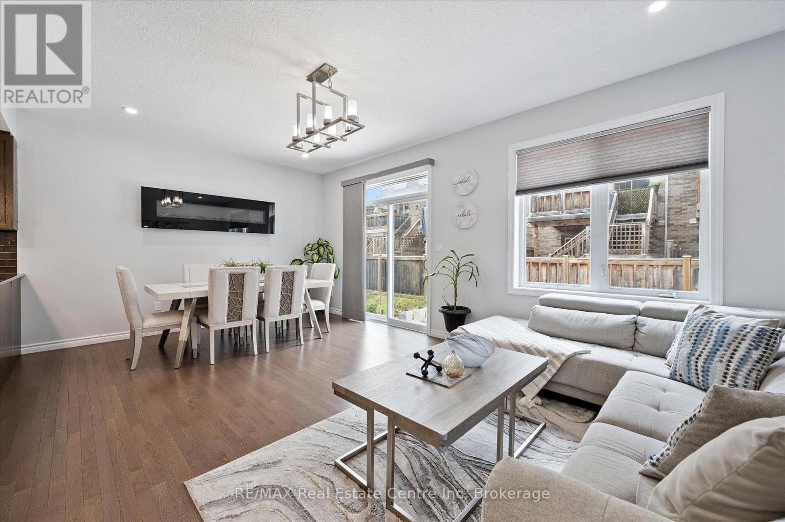 B - 68 York Road, Guelph, Ontario  N1E 3E6 - Photo 8 - X12333921