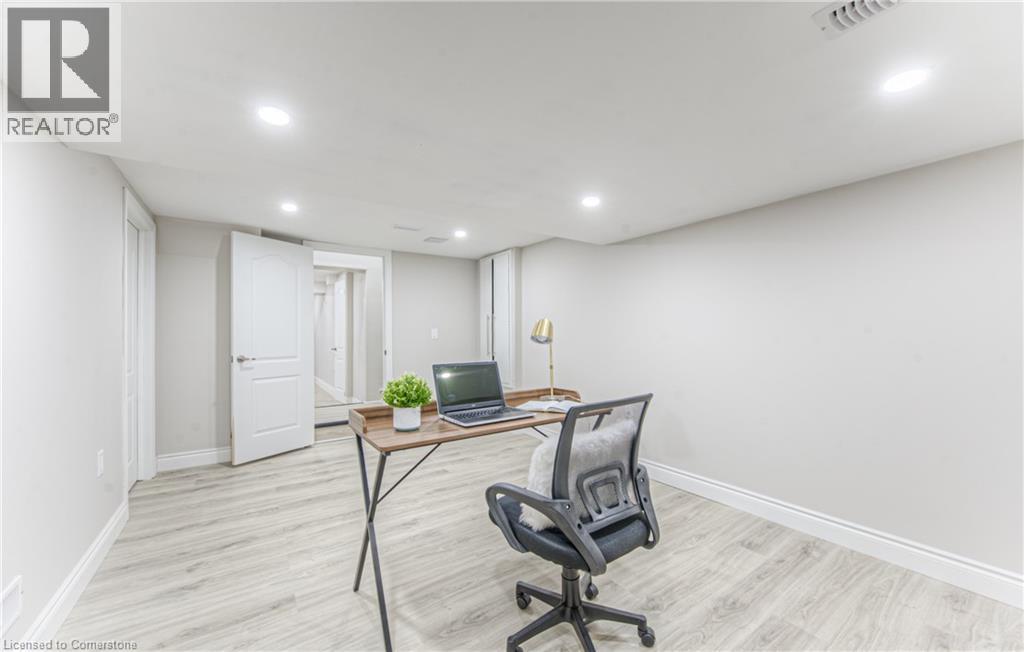 271 Bedford Road, Kitchener, Ontario  N2G 3A7 - Photo 42 - 40758442