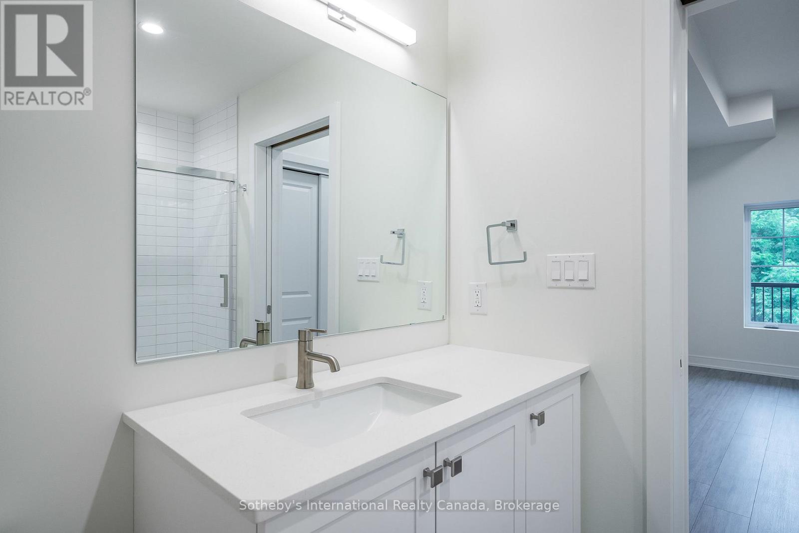 322 - 121 Mary Street, Clearview, Ontario  L0M 1G0 - Photo 18 - S12334036