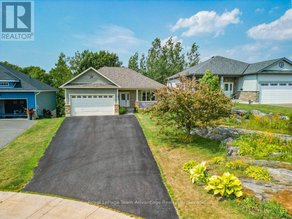 9 Avery Court, Parry Sound, Ontario  P2A 3C4 - Photo 3 - X12334006