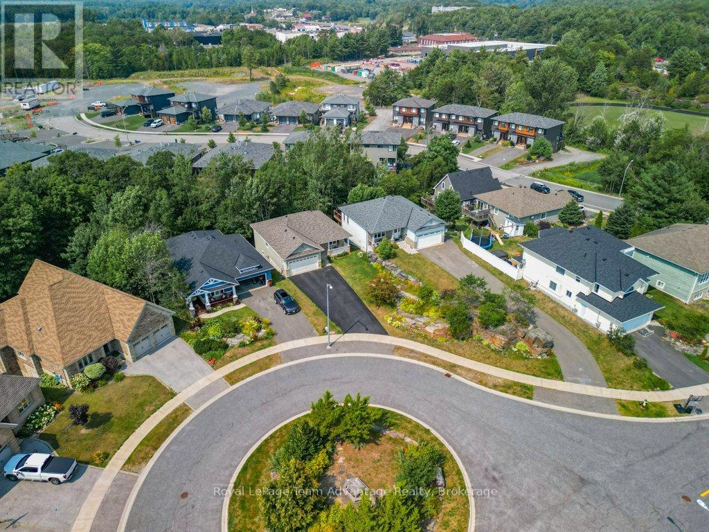 9 Avery Court, Parry Sound, Ontario  P2A 3C4 - Photo 40 - X12334006