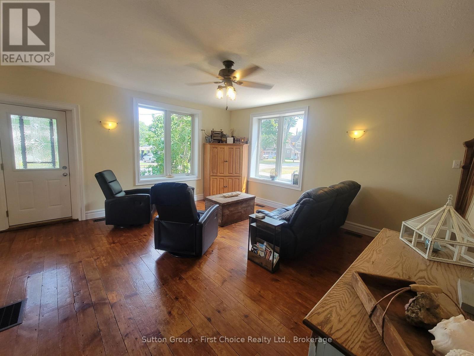 30 King Street N, South Huron, Ontario  N0M 1M0 - Photo 24 - X12334341