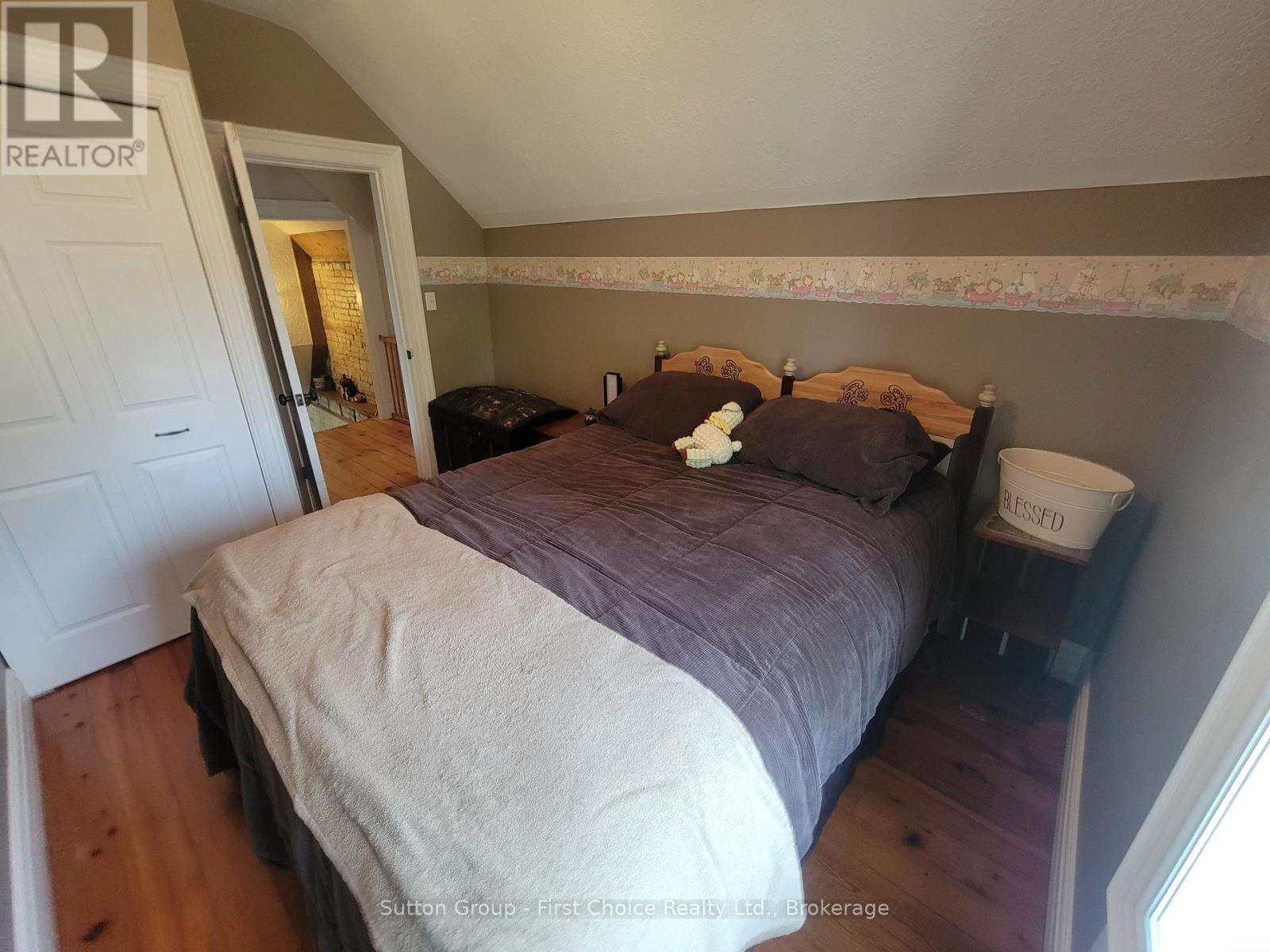 30 King Street N, South Huron, Ontario  N0M 1M0 - Photo 32 - X12334341