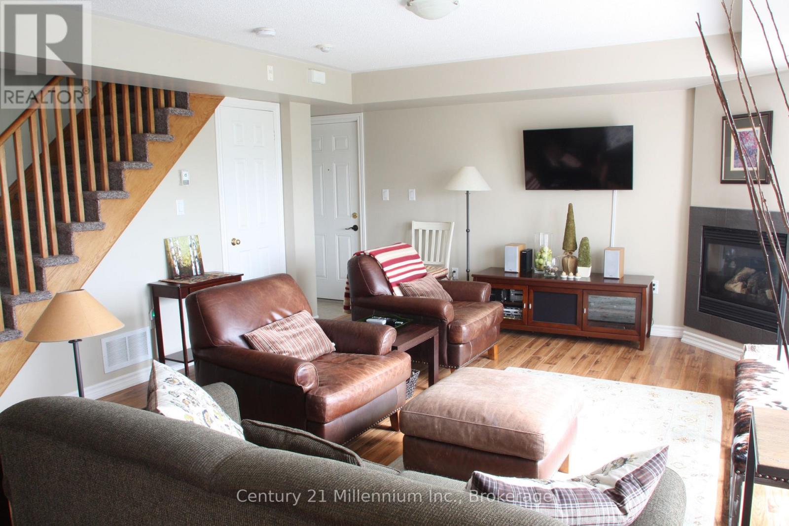 10 Joseph Trail, Collingwood, Ontario  L9Y 0J2 - Photo 4 - S12334969
