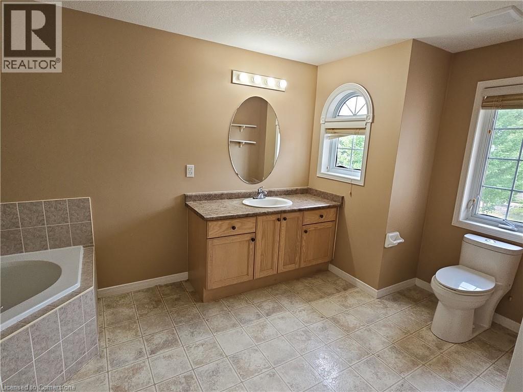 694 Wild Ginger Avenue, Waterloo, Ontario  N2V 2T2 - Photo 27 - 40745711