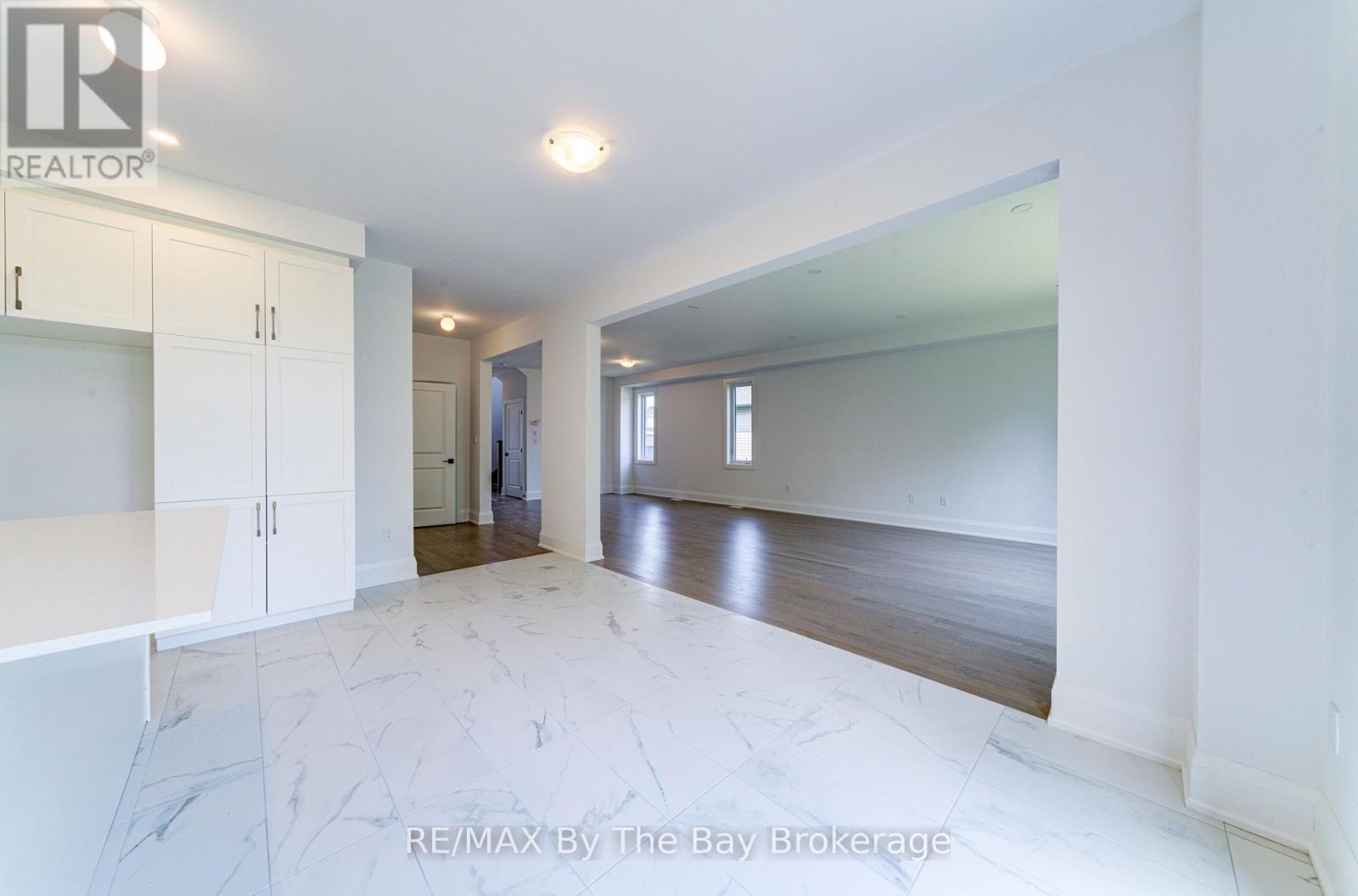 13 Emerald Street, Wasaga Beach, Ontario  L9Z 2N5 - Photo 20 - S12335119