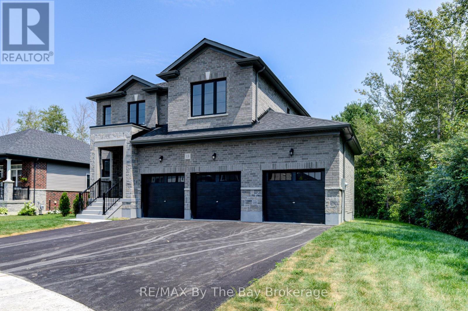 13 Emerald Street, Wasaga Beach, Ontario  L9Z 2N5 - Photo 40 - S12335119