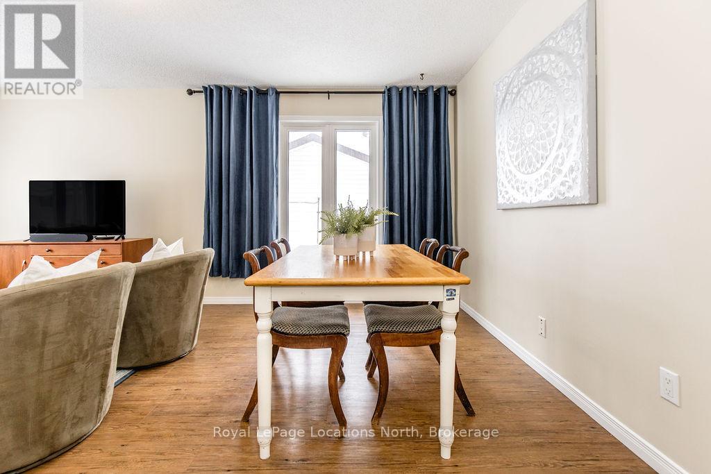 350 Zoo Park Road, Wasaga Beach, Ontario  L9Z 1S7 - Photo 8 - S12335182