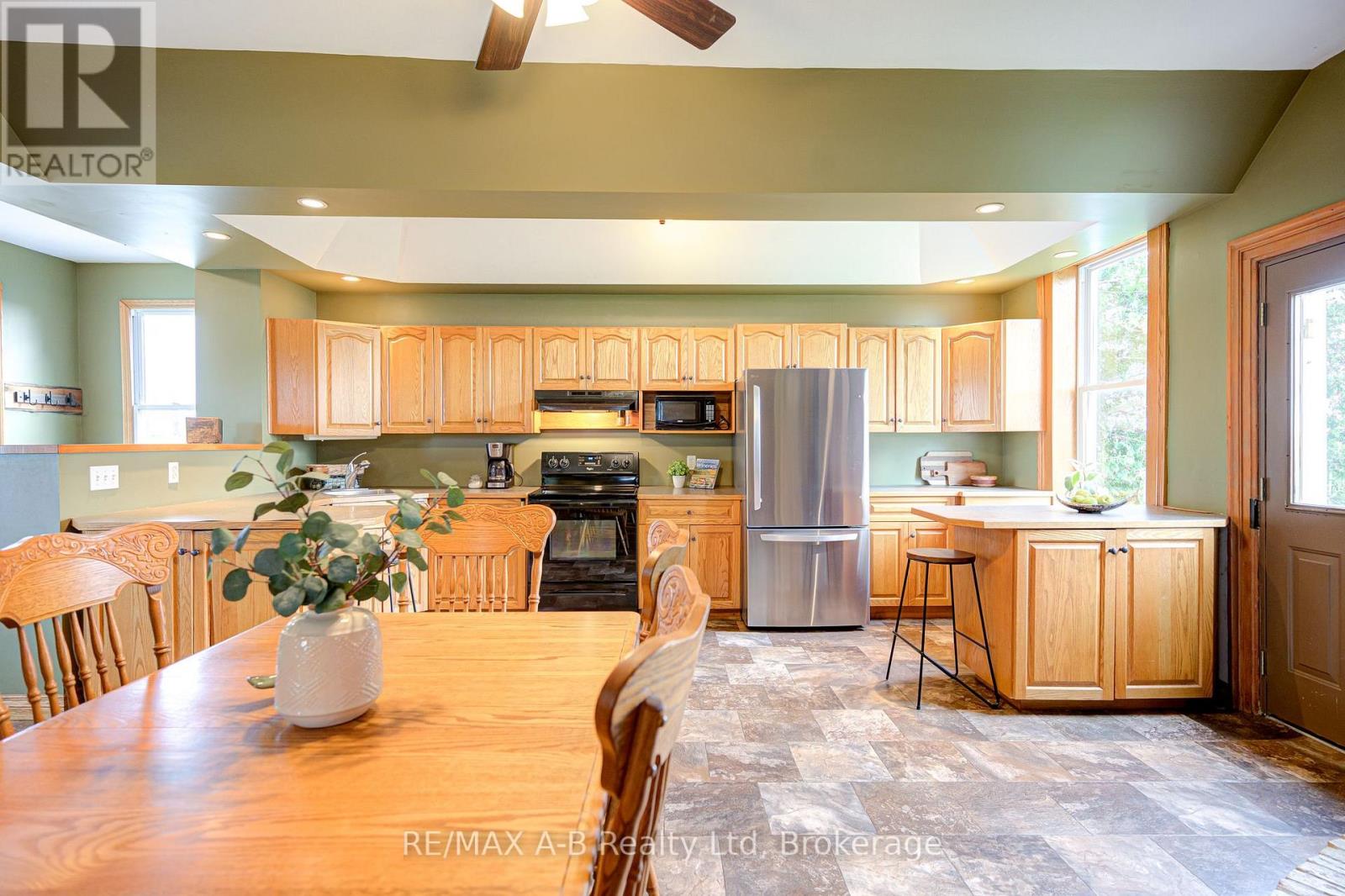 6355 Perth Rd 55 Line, West Perth, Ontario  N0K 1P0 - Photo 10 - X12335178