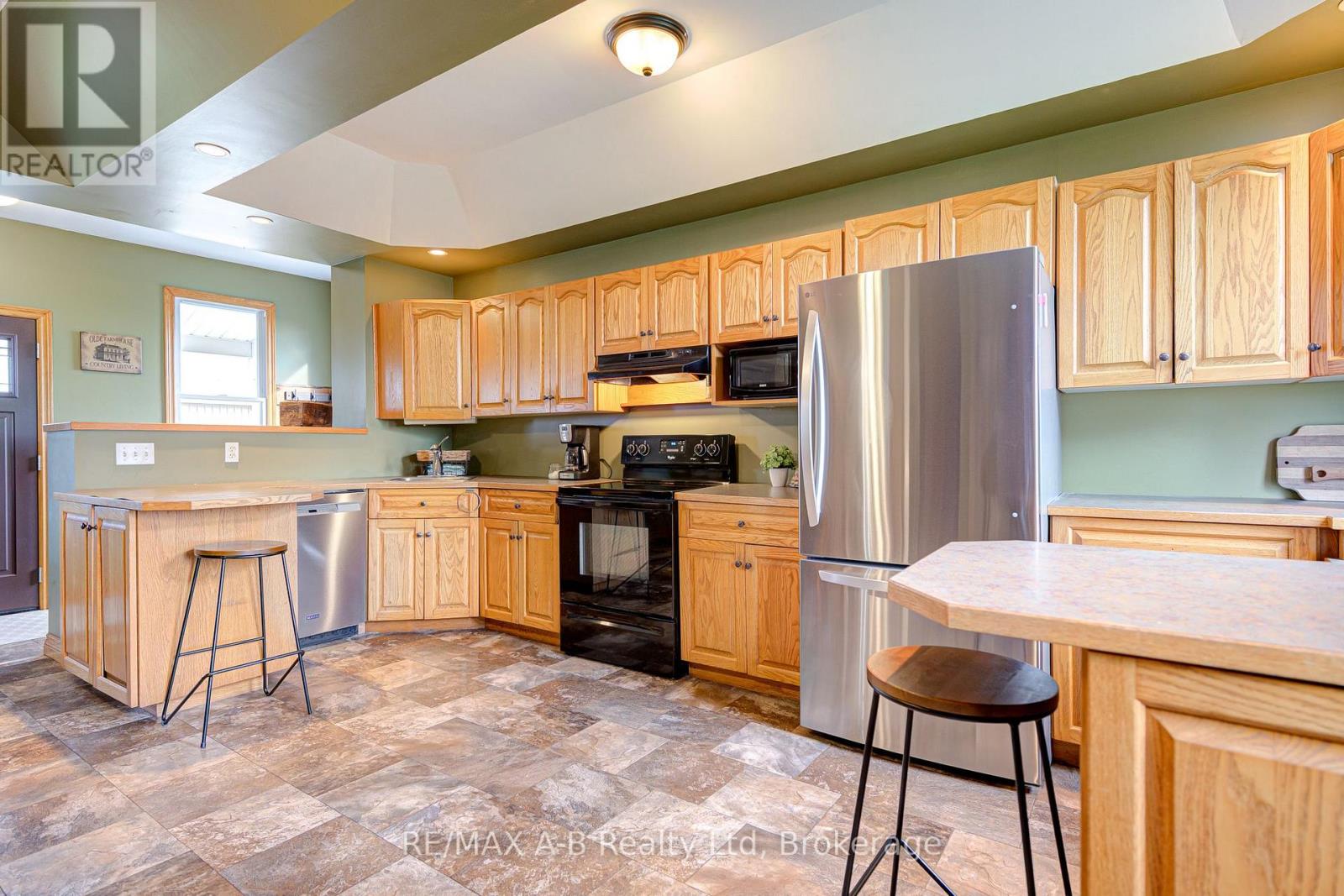 6355 Perth Rd 55 Line, West Perth, Ontario  N0K 1P0 - Photo 9 - X12335178