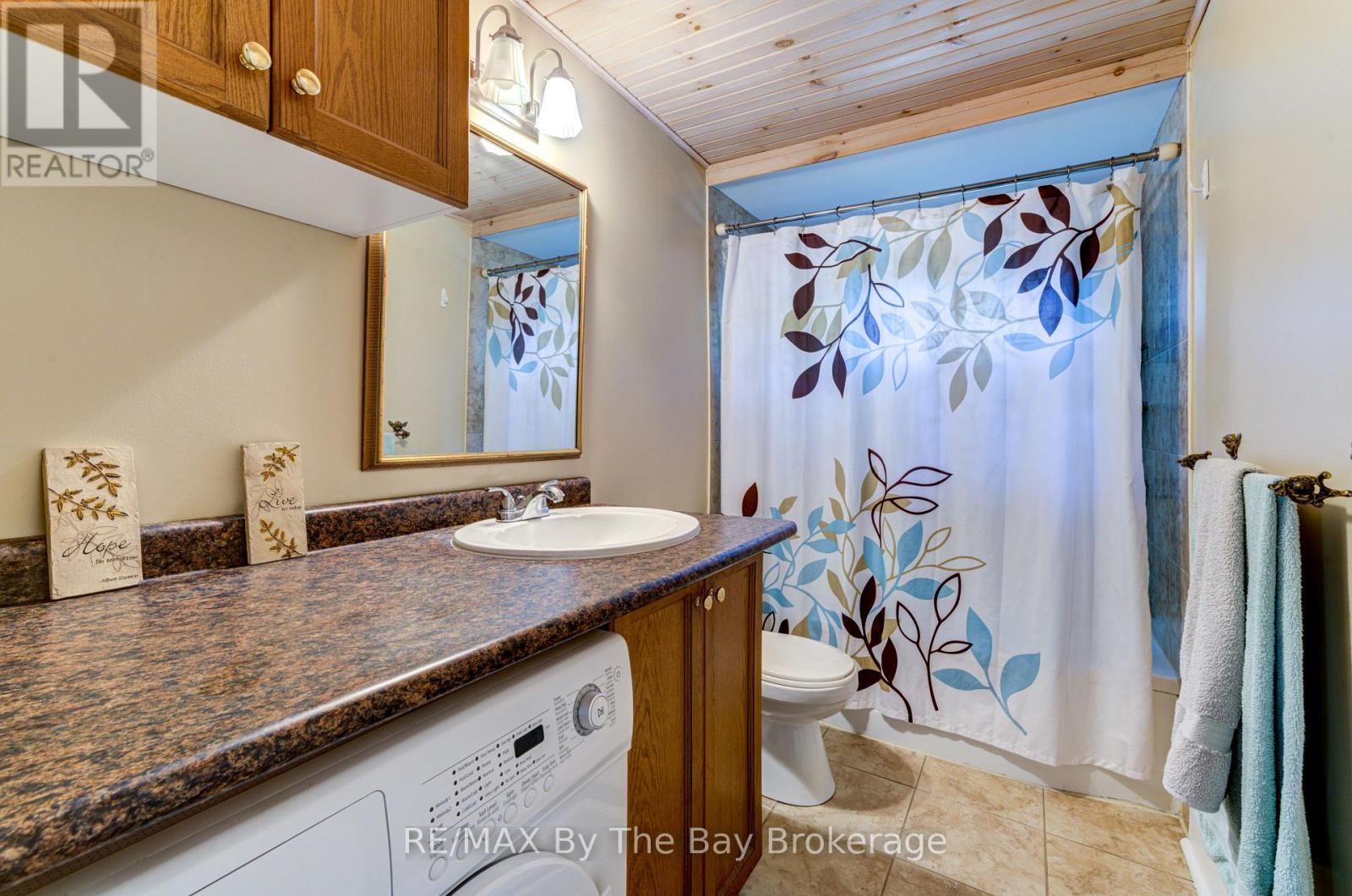 110 24th Street N, Wasaga Beach, Ontario  L9Z 2E7 - Photo 17 - S12335271
