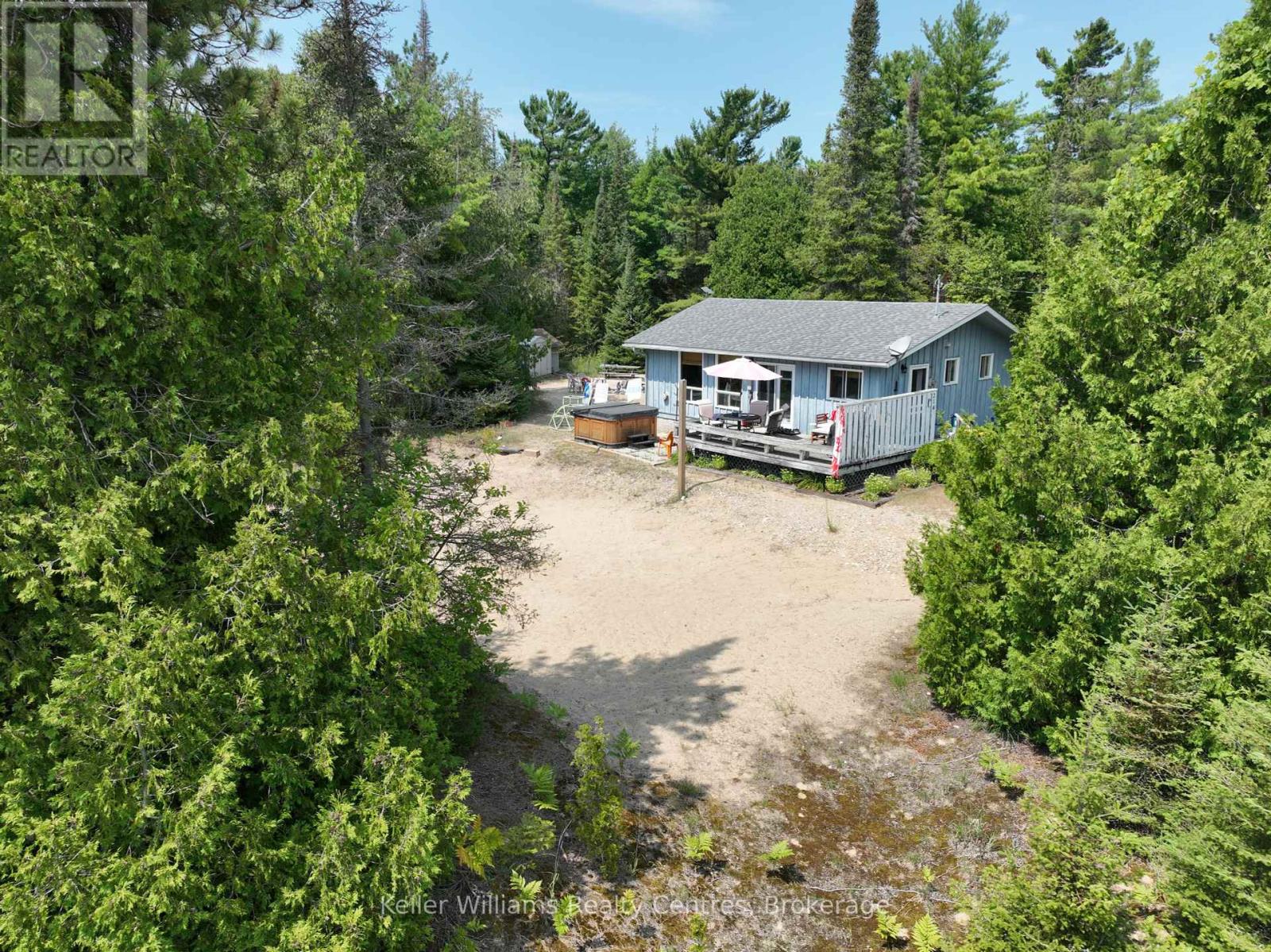 214 Ogimah Road, Native Leased Lands, Ontario  N0H 2T0 - Photo 3 - X12335352