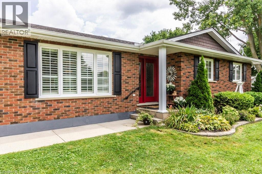 32 BURLINGTON Street, Paris, Ontario