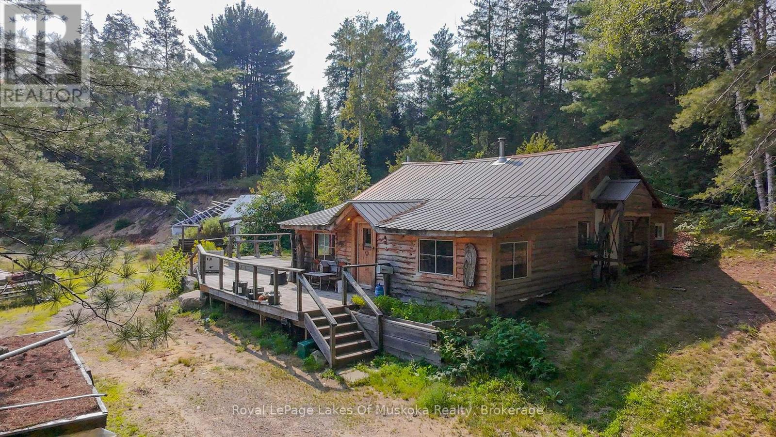 1590 Yearley Road, Huntsville, Ontario  P0B 1M0 - Photo 10 - X12335484