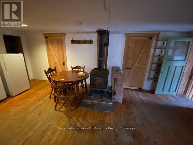 1590 Yearley Road, Huntsville, Ontario  P0B 1M0 - Photo 14 - X12335484