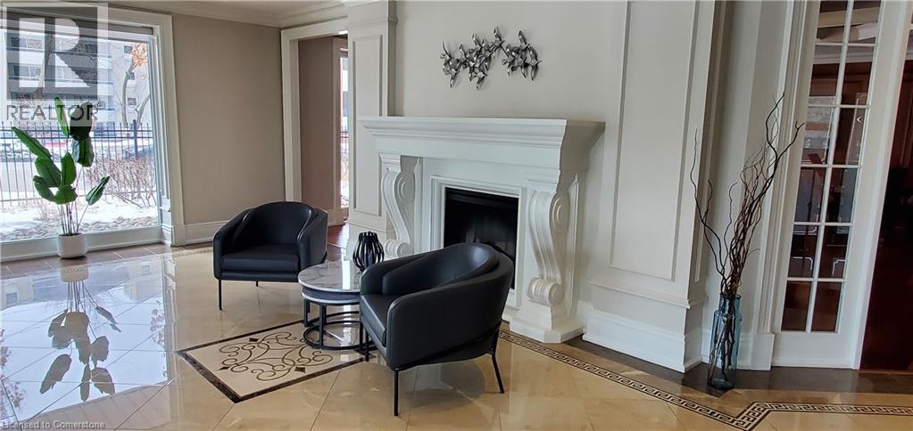 223 W Erb Street W Unit# 506, Waterloo, Ontario  N2L 0B3 - Photo 2 - 40758993