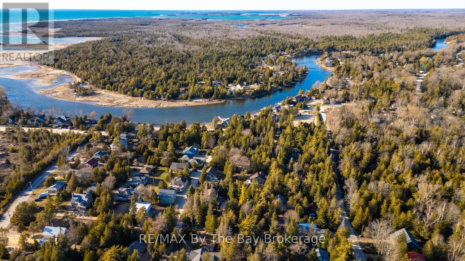 1120 King Edward Avenue, South Bruce Peninsula, Ontario  N0H 2G0 - Photo 42 - X12335630