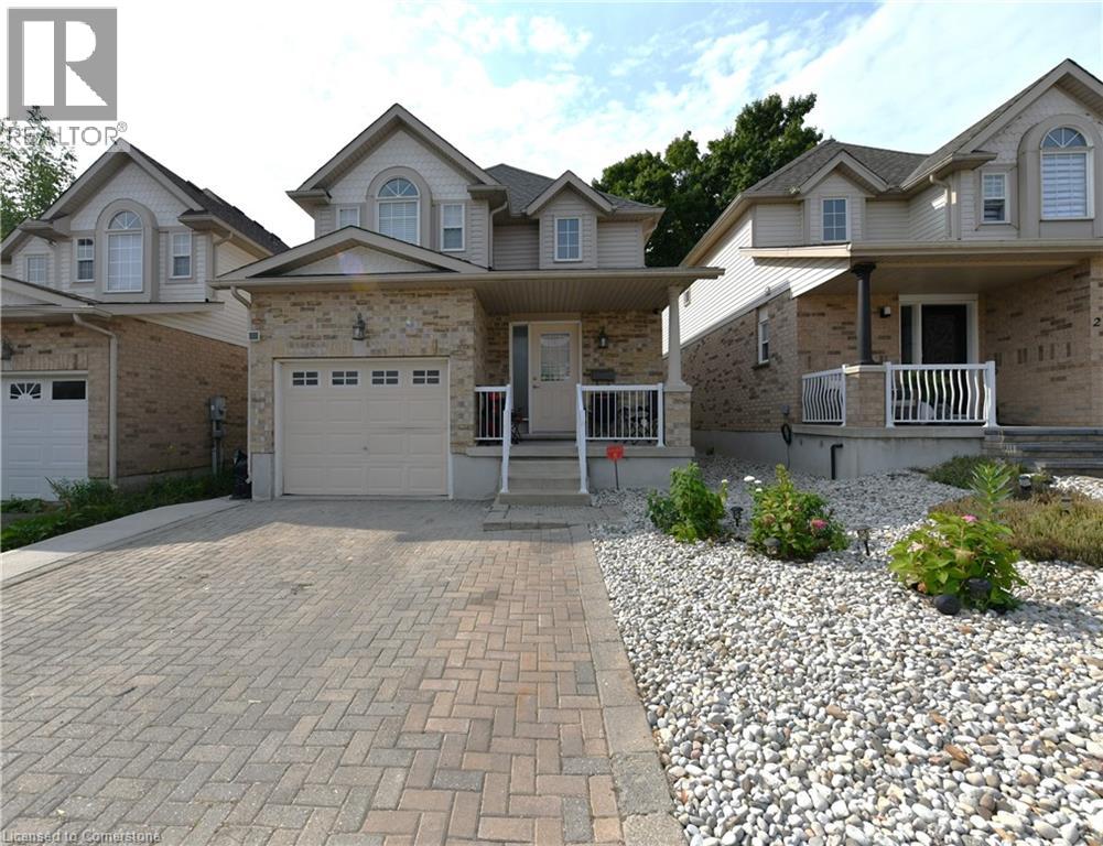 260 Bridlewreath Street, Kitchener, Ontario  N2E 4B4 - Photo 2 - 40758440
