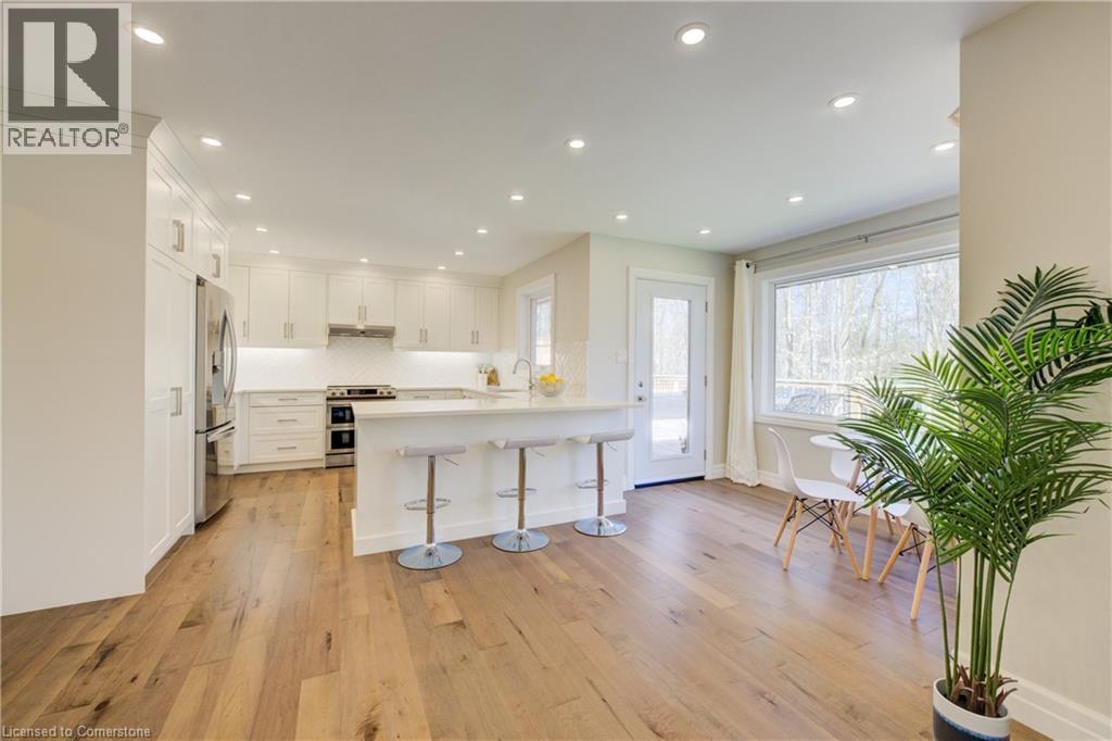 439 Northlake Drive, Waterloo, Ontario  N2V 1Y6 - Photo 11 - 40749007