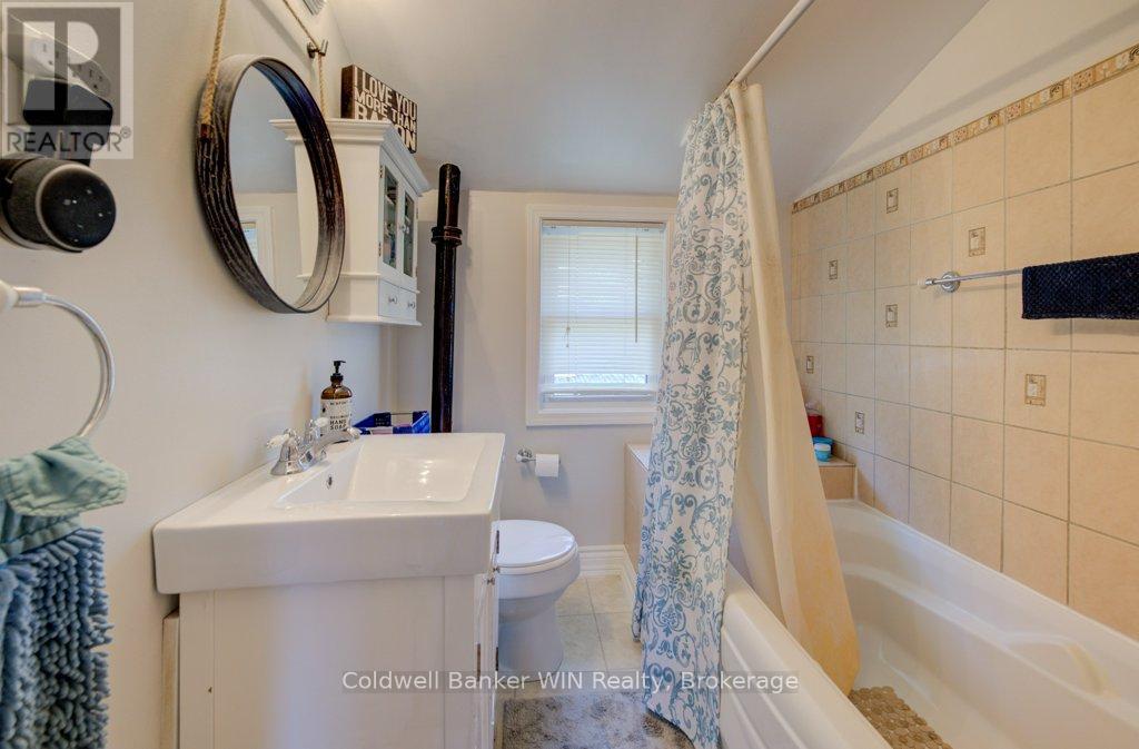 465 John Street, Wellington North, Ontario  N0G 2L3 - Photo 23 - X12335996