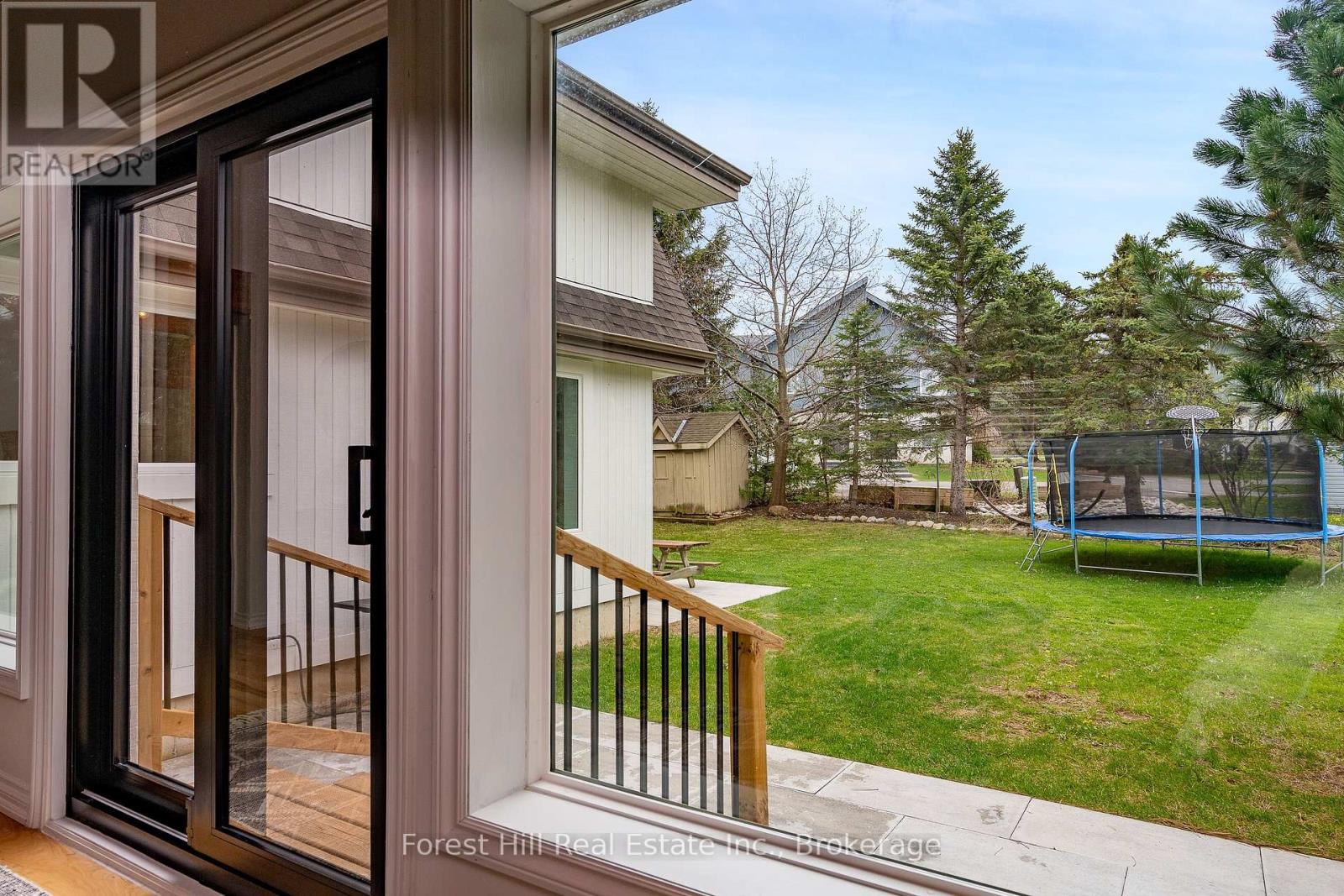 144 Brooker Boulevard, Blue Mountains, Ontario  L9Y 0L4 - Photo 43 - X12336167