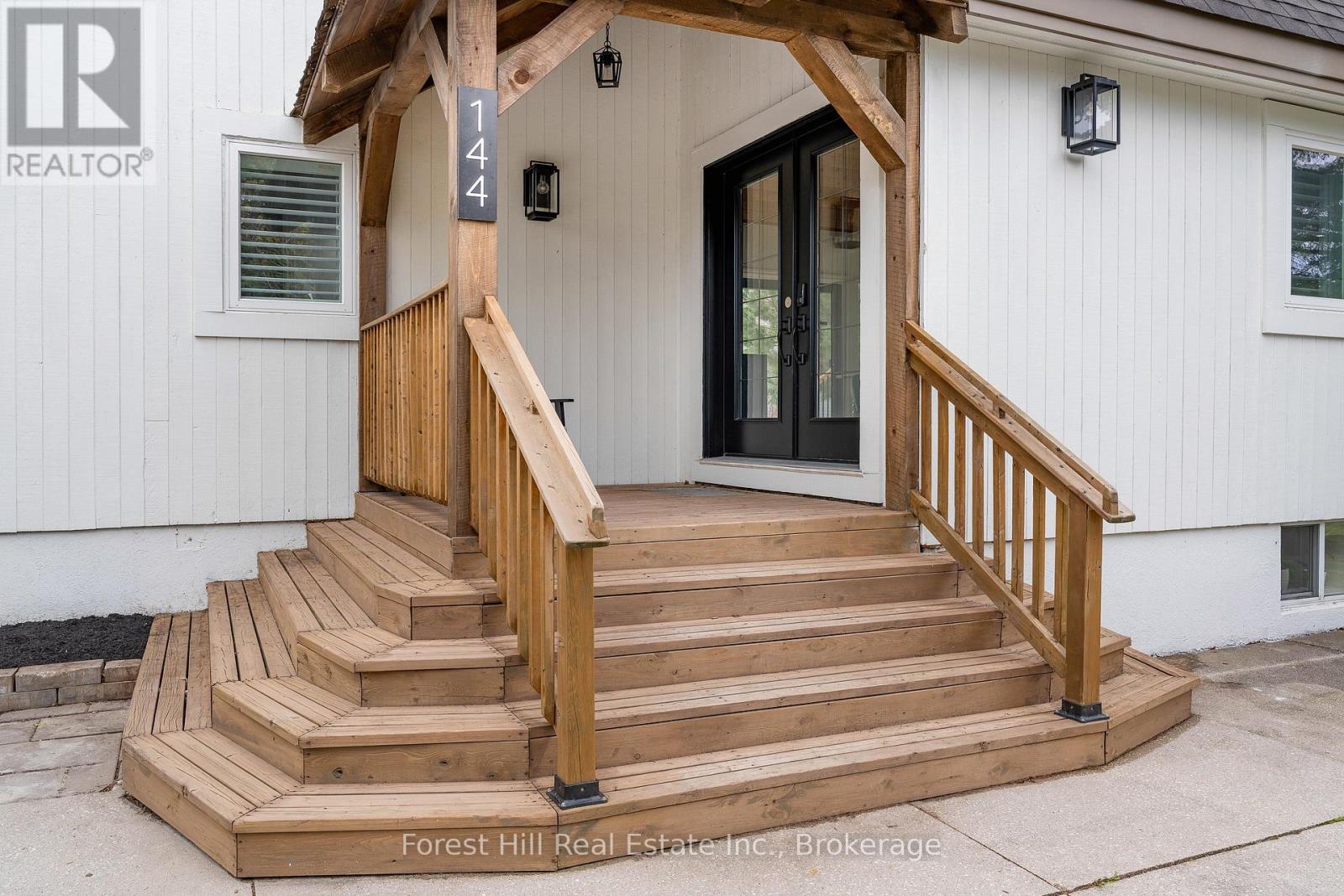 144 Brooker Boulevard, Blue Mountains, Ontario  L9Y 0L4 - Photo 5 - X12336167