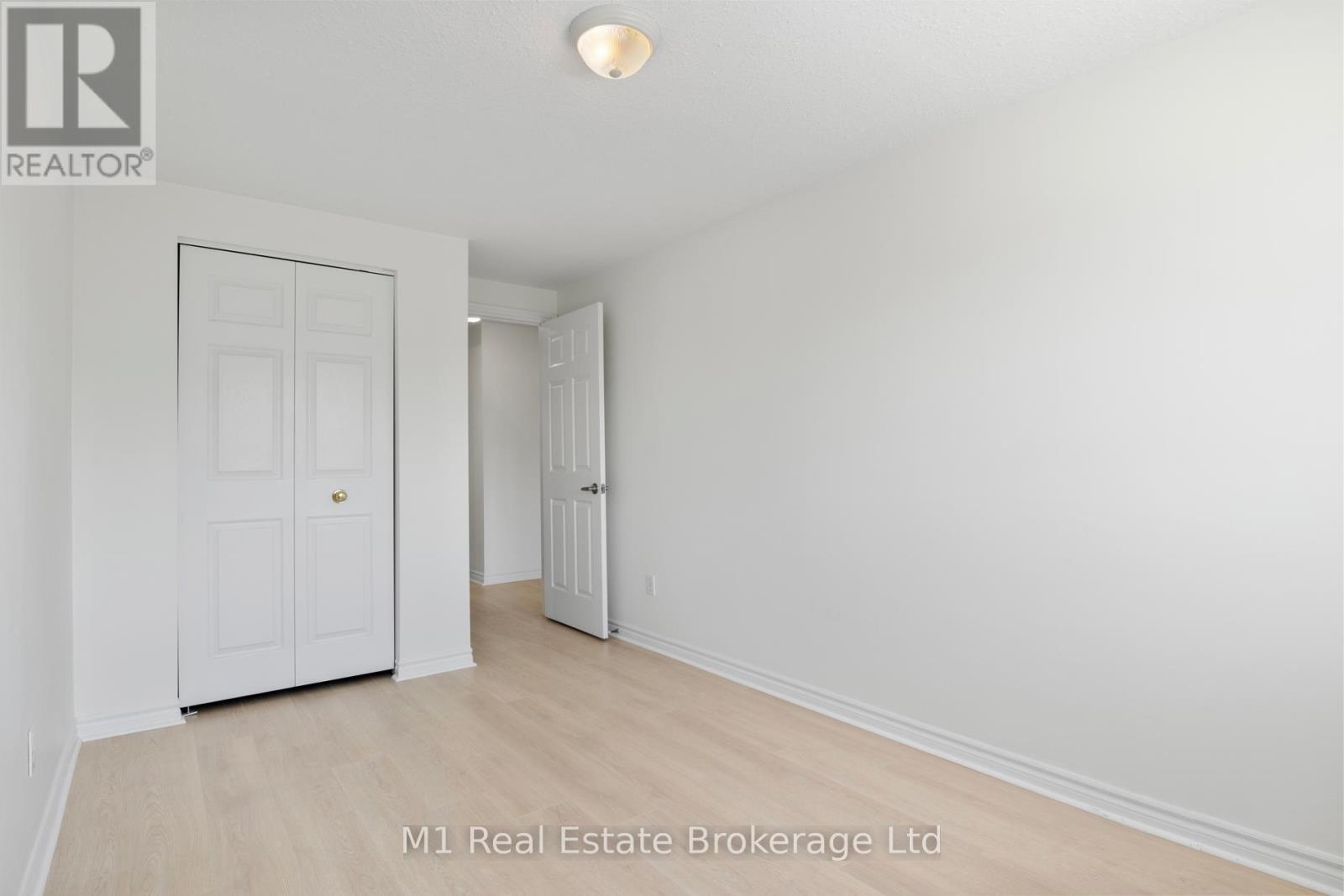 710 Denny Gate, Centre Wellington, Ontario  N1M 3S1 - Photo 19 - X12336170