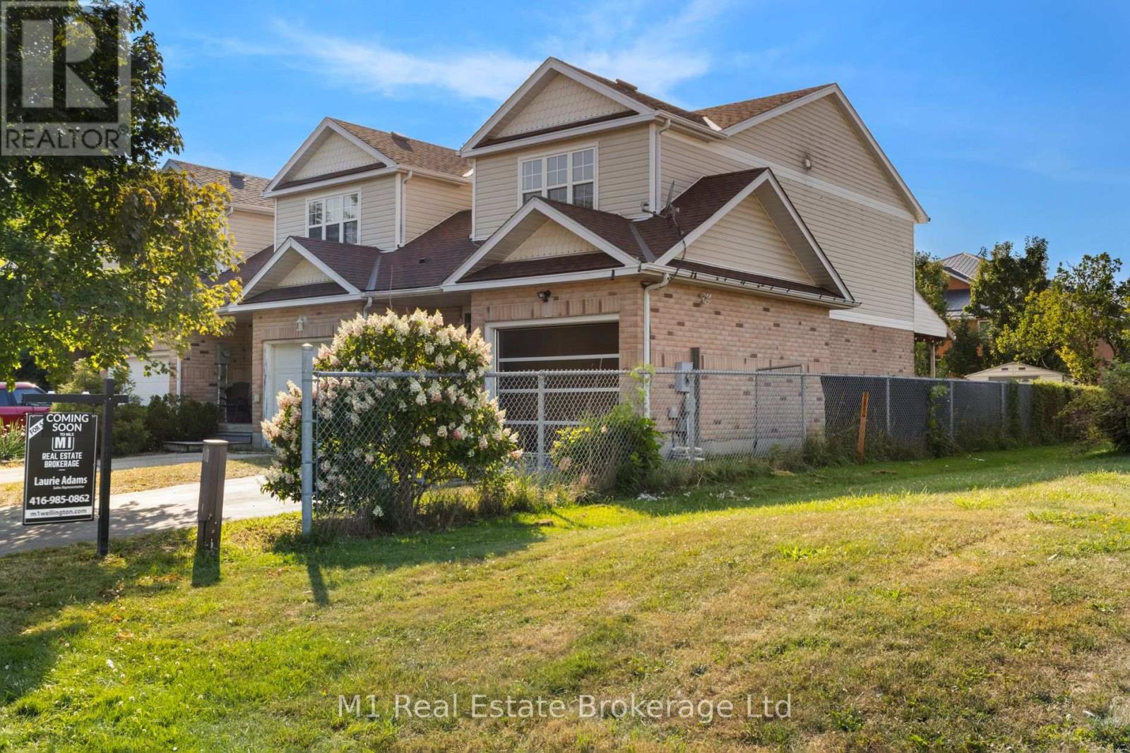 710 Denny Gate, Centre Wellington, Ontario  N1M 3S1 - Photo 2 - X12336170