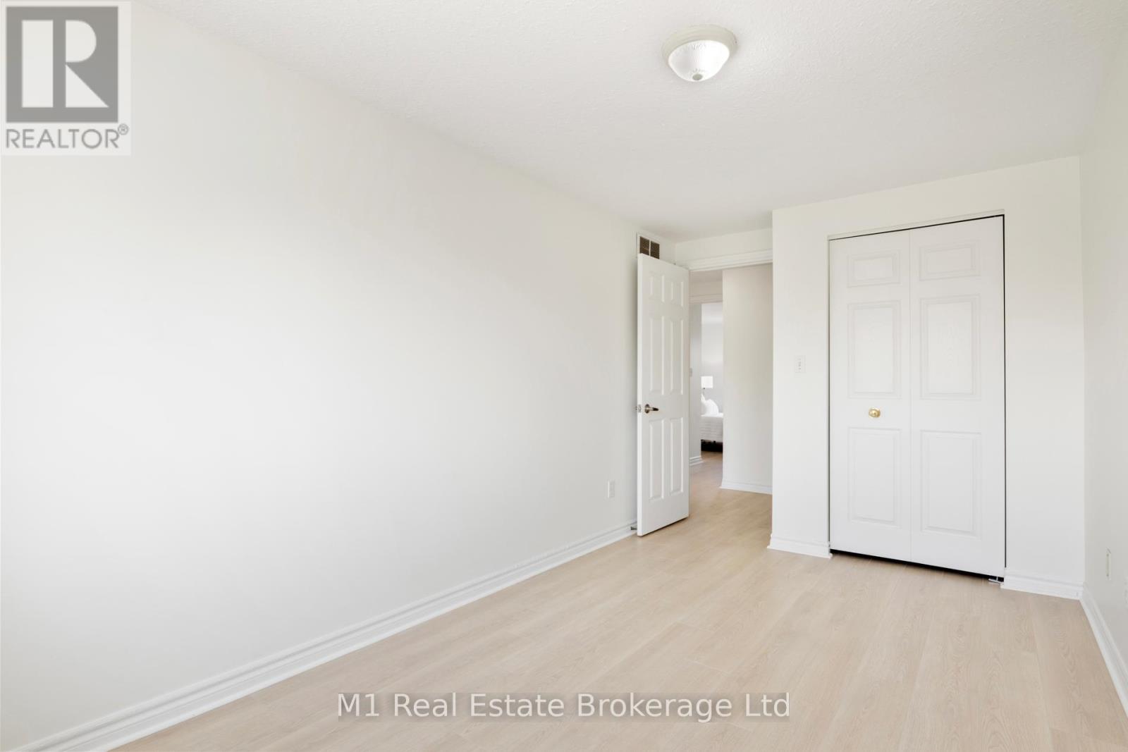 710 Denny Gate, Centre Wellington, Ontario  N1M 3S1 - Photo 21 - X12336170