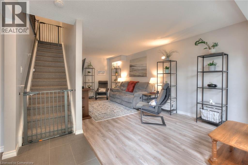 513 Quiet Place Unit# 2, Waterloo, Ontario  N2L 5L6 - Photo 7 - 40759103