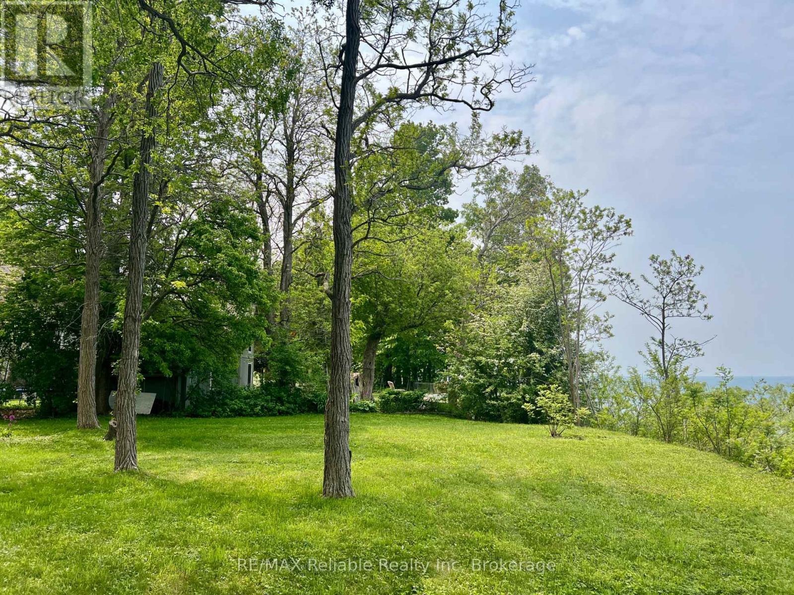 77543 Melena Drive, Bluewater, Ontario  N0M 1G0 - Photo 13 - X12336433